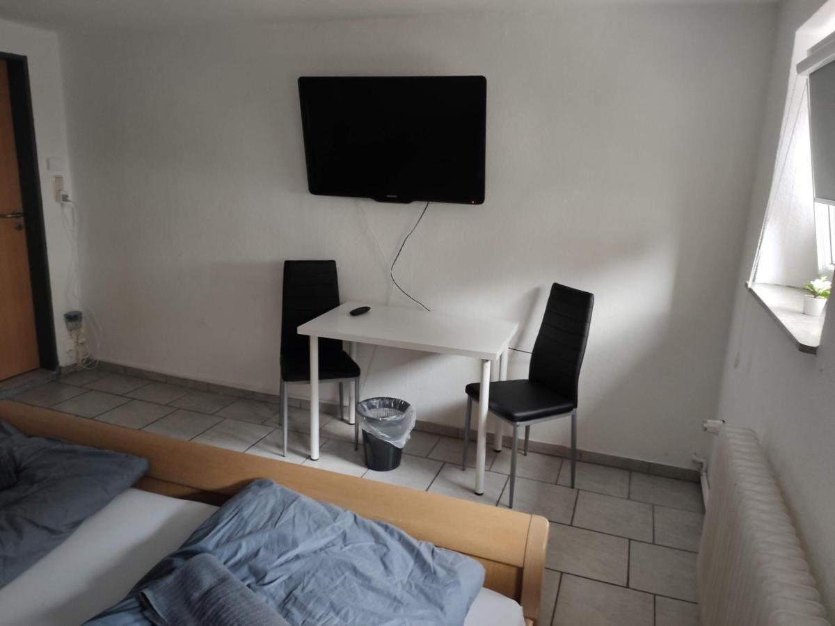 Schoenes Einfaches Zentrales Zimmer In Oldenburg Apartment Bagian luar foto