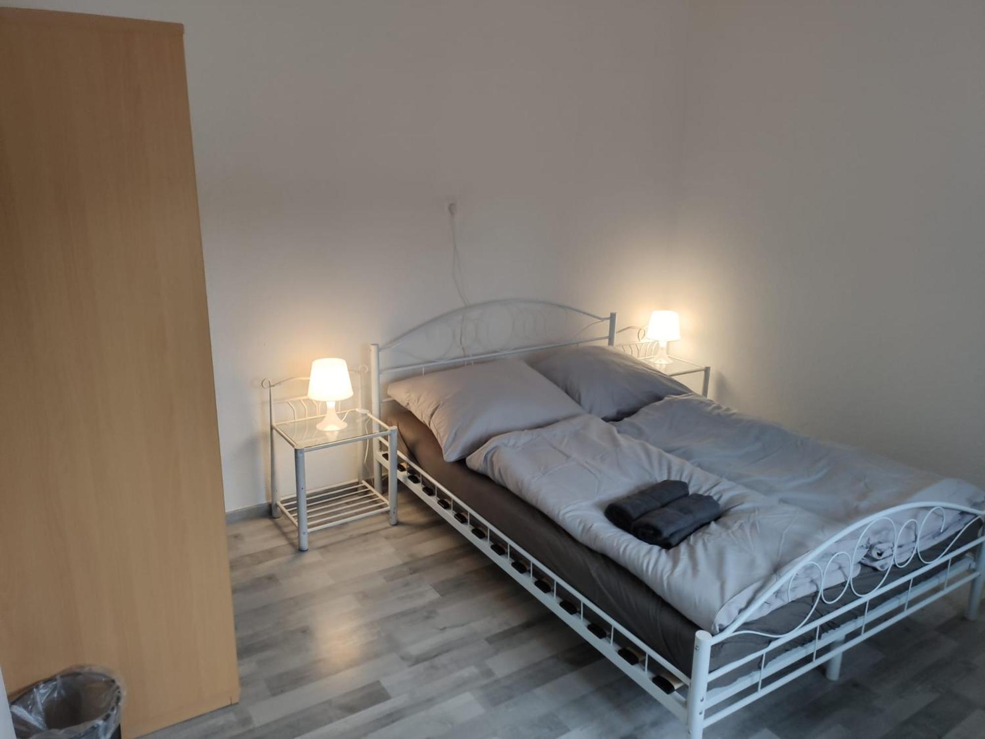 Schoenes Einfaches Zentrales Zimmer In Oldenburg Apartment Bagian luar foto