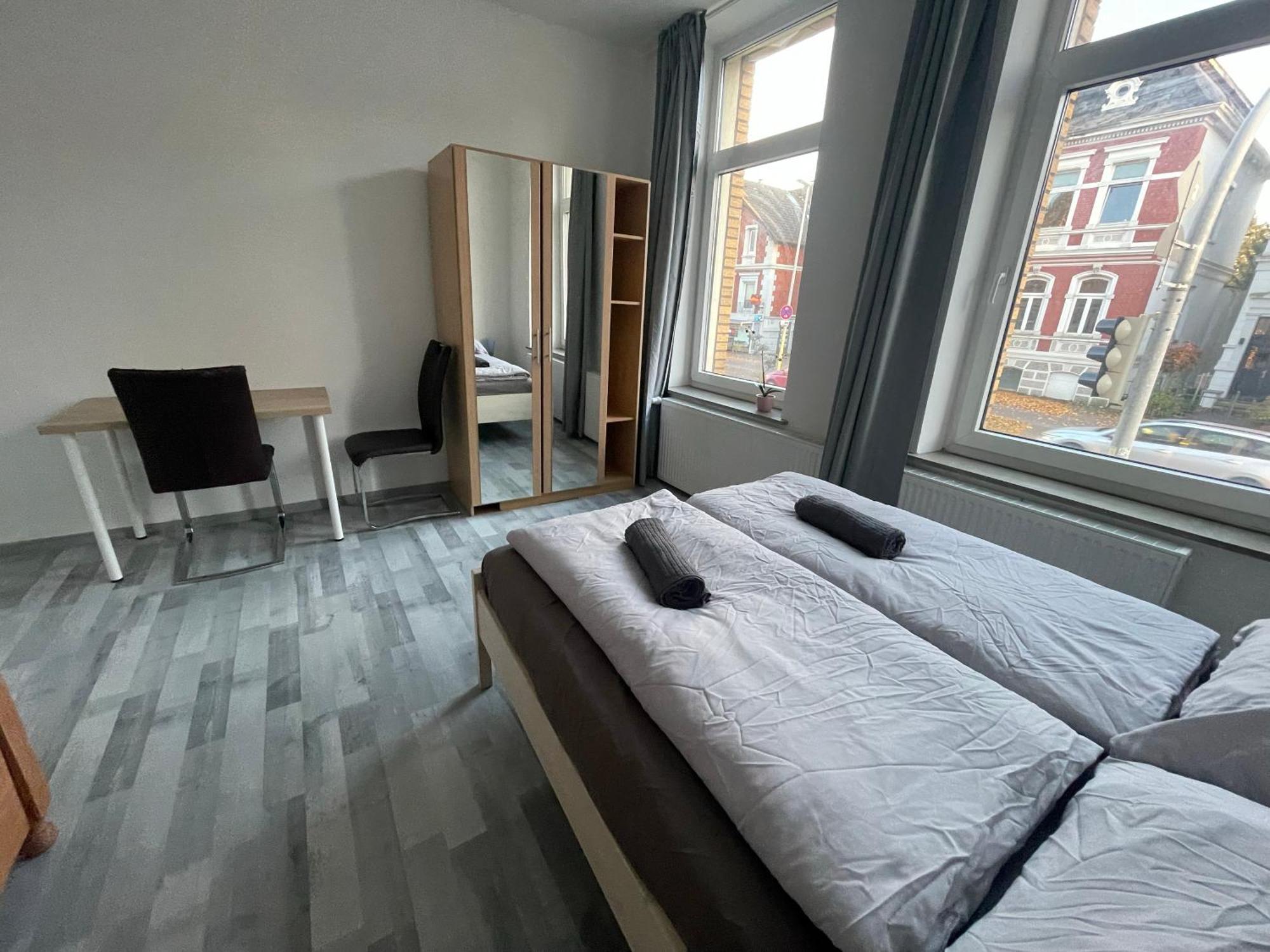 Schoenes Einfaches Zentrales Zimmer In Oldenburg Apartment Bagian luar foto